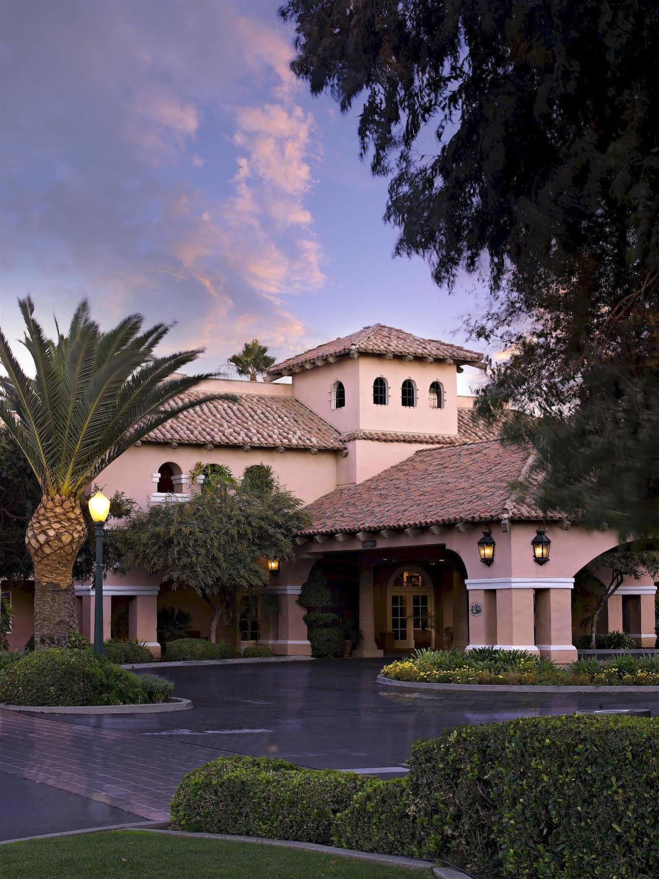 Harris Ranch Inn And Restaurant Huron Extérieur photo
