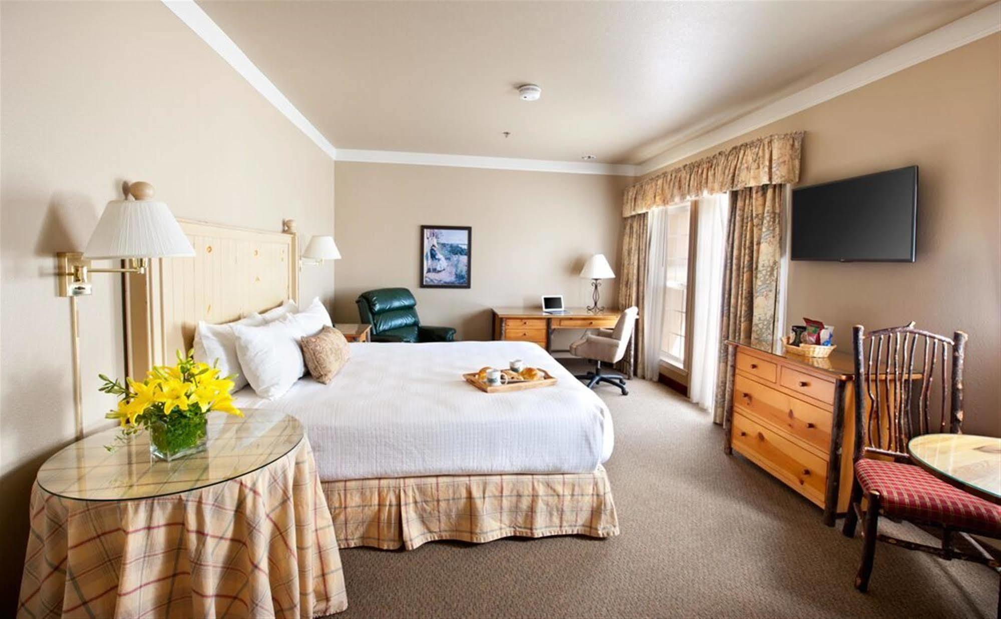 Harris Ranch Inn And Restaurant Huron Extérieur photo