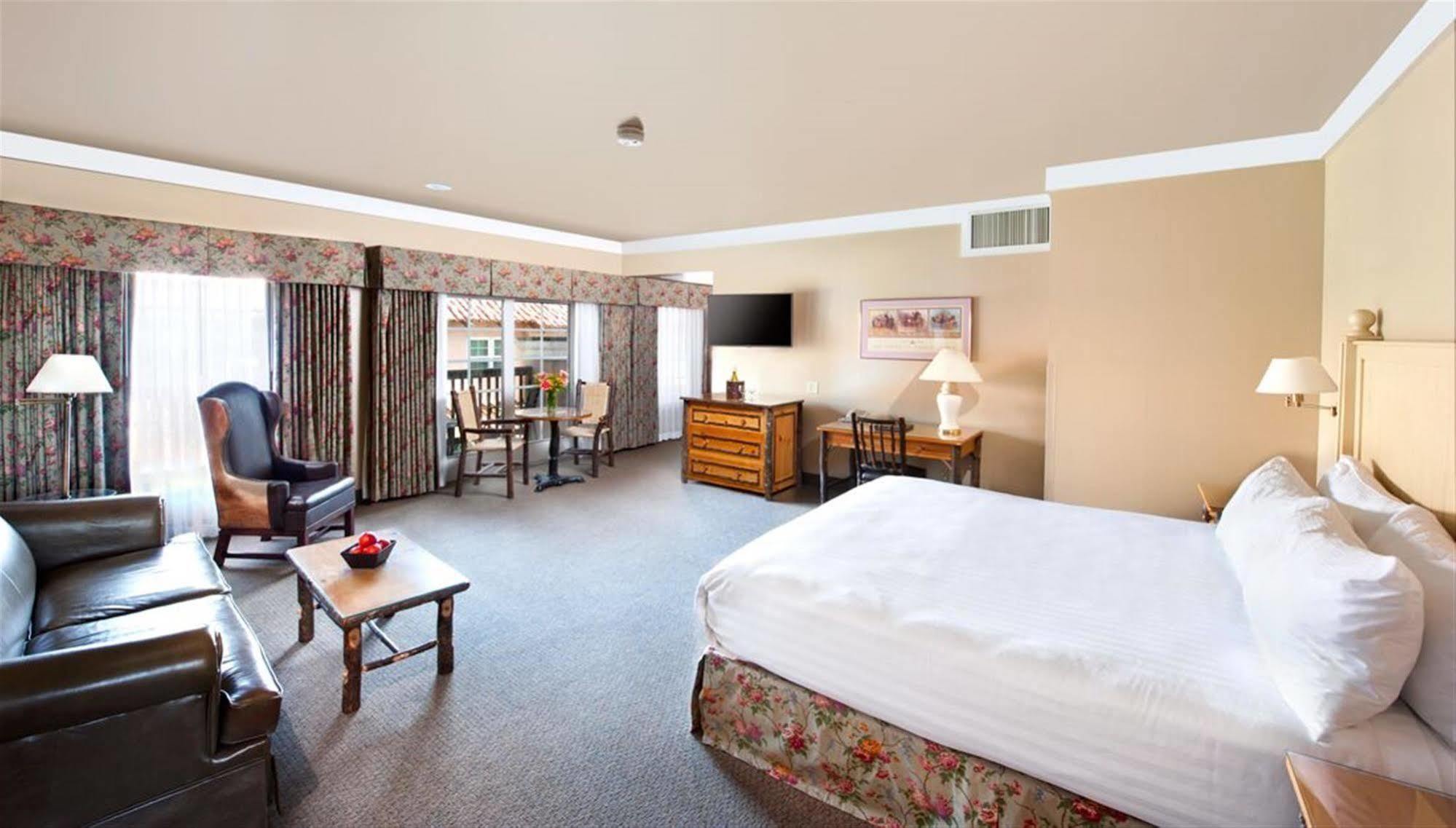 Harris Ranch Inn And Restaurant Huron Extérieur photo